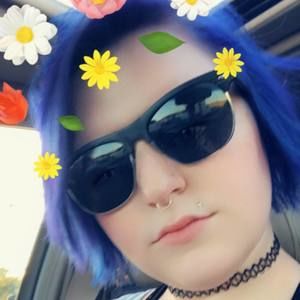 Meet your Posher, Becca